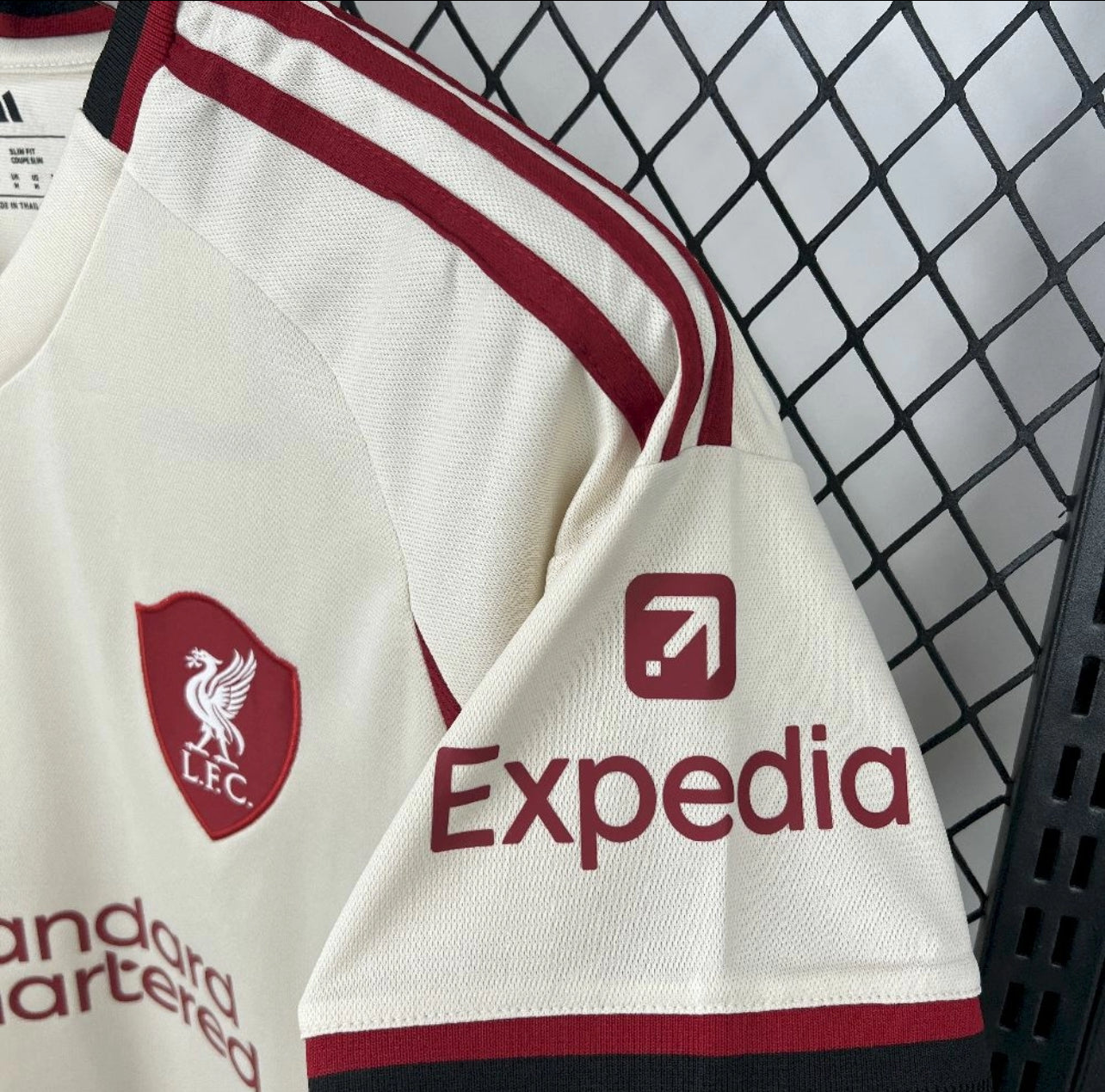 CAMISETA LIVERPOOL 25/26 VISITANTE