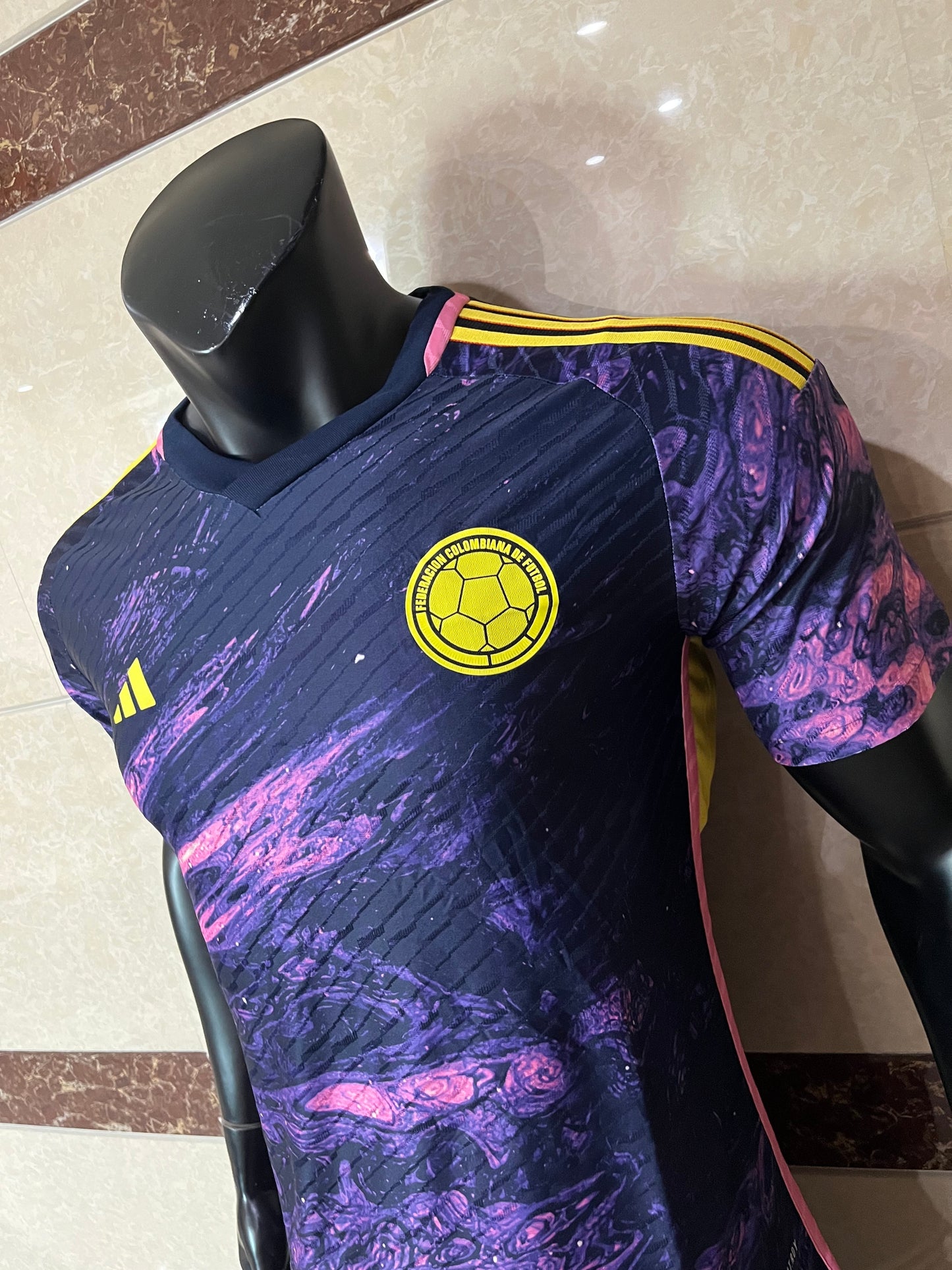 CAMISETA RETRO COLOMBIA 23/24 PLAYER