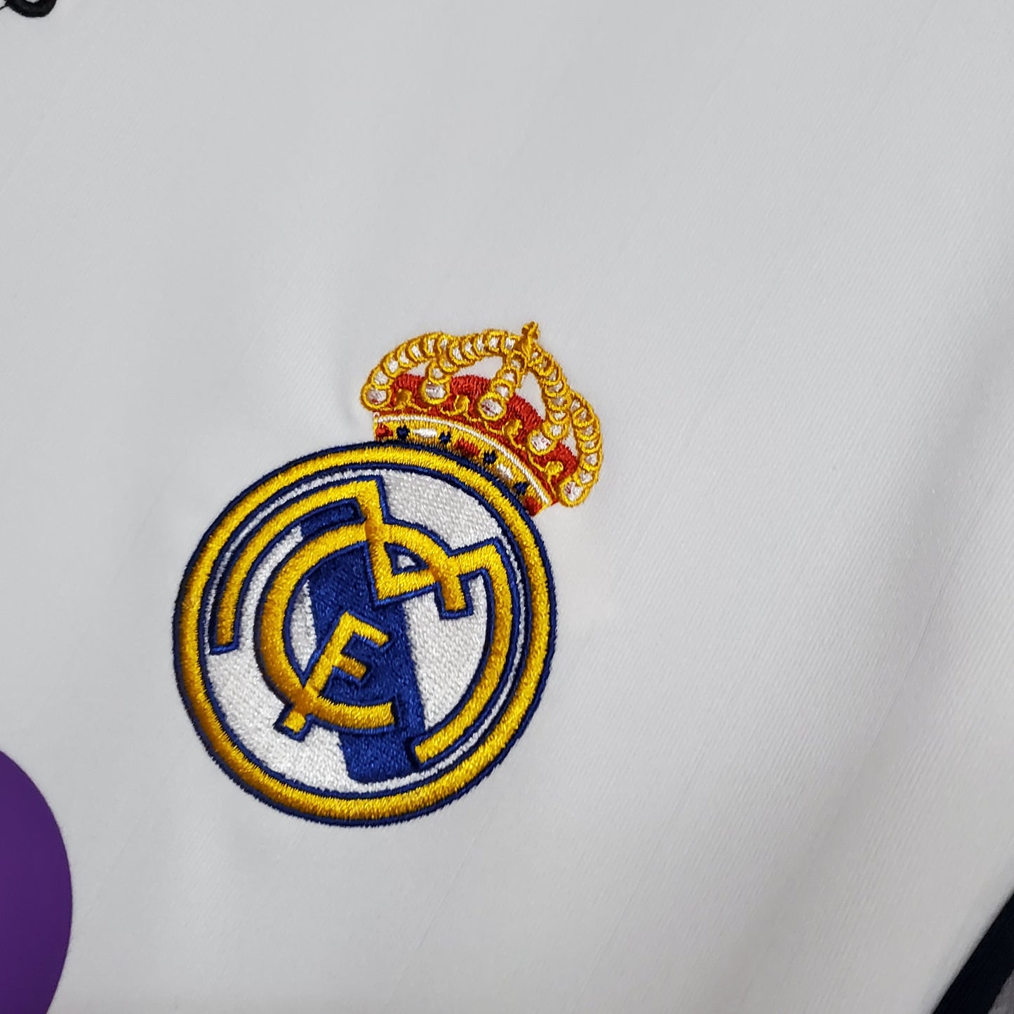 CAMISETA RETRO REAL MADRID 06/07