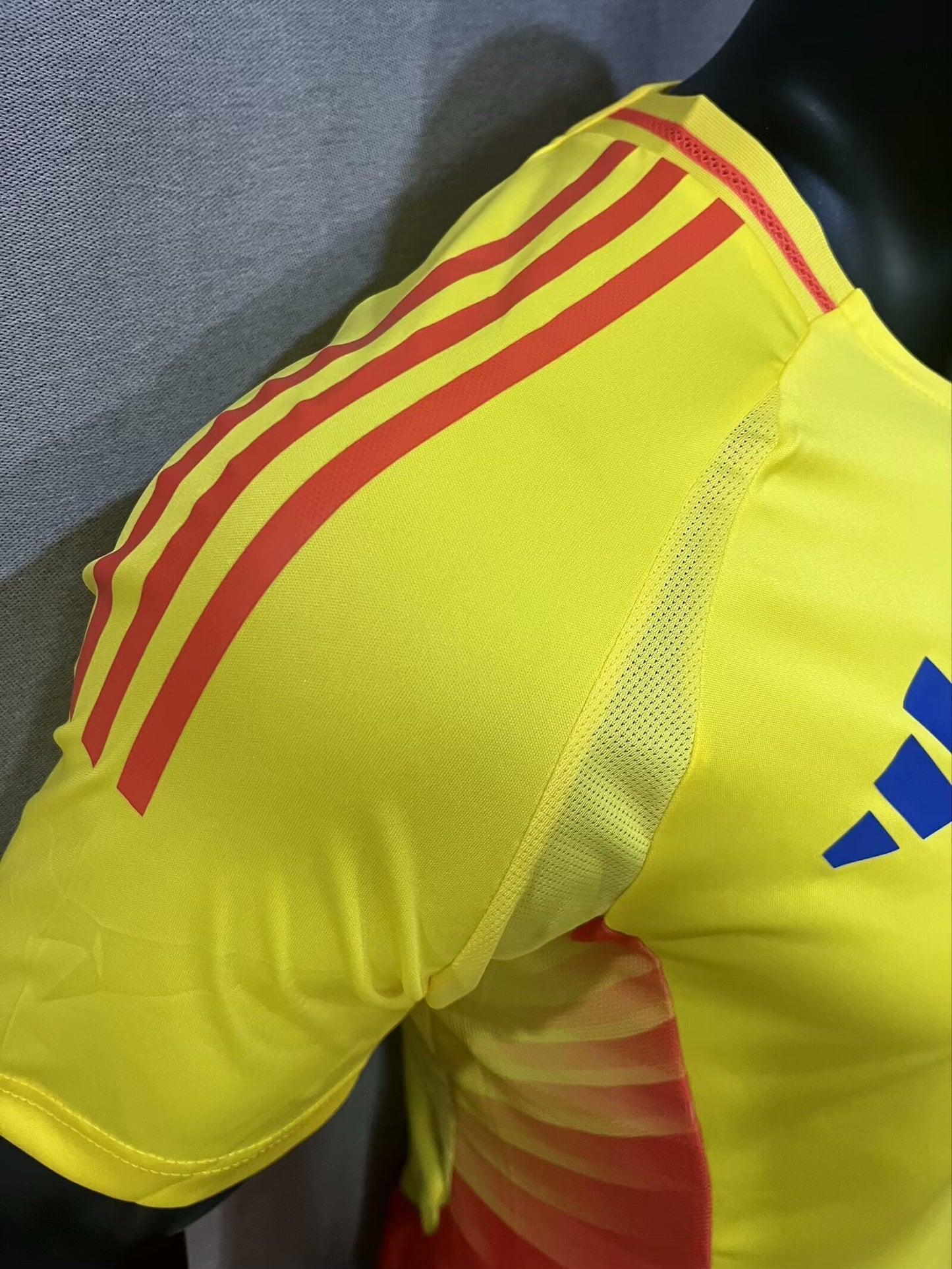 CAMISETA RETRO COLOMBIA 24/25 PLAYER