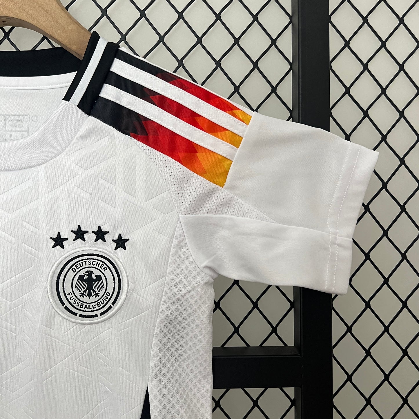 UNIFORME DE NIÑO ALEMANIA 24/25