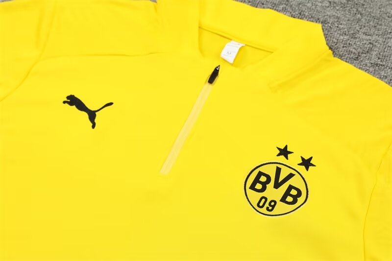 UNIFORME CON CHAQUETA DORTMUND 24/25