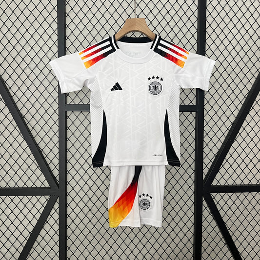 UNIFORME DE NIÑO ALEMANIA 24/25