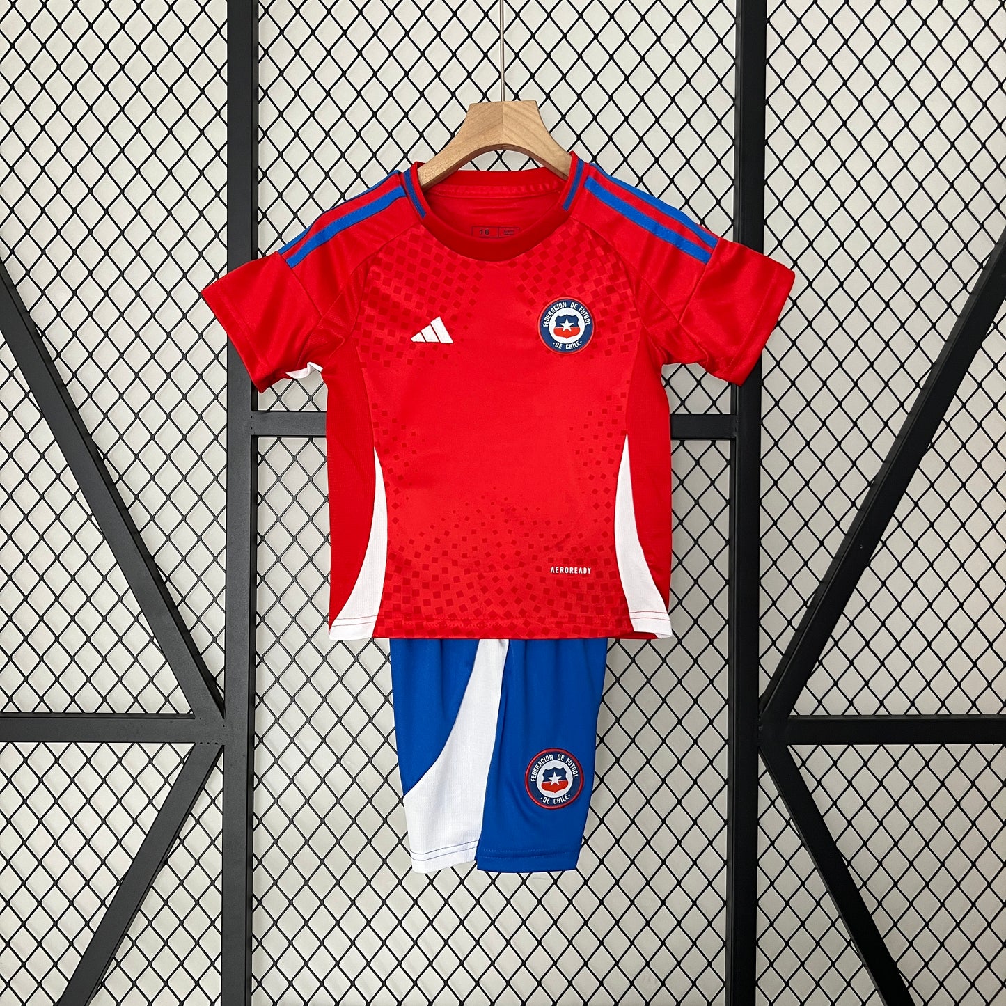 UNIFORME NIÑO CHILE