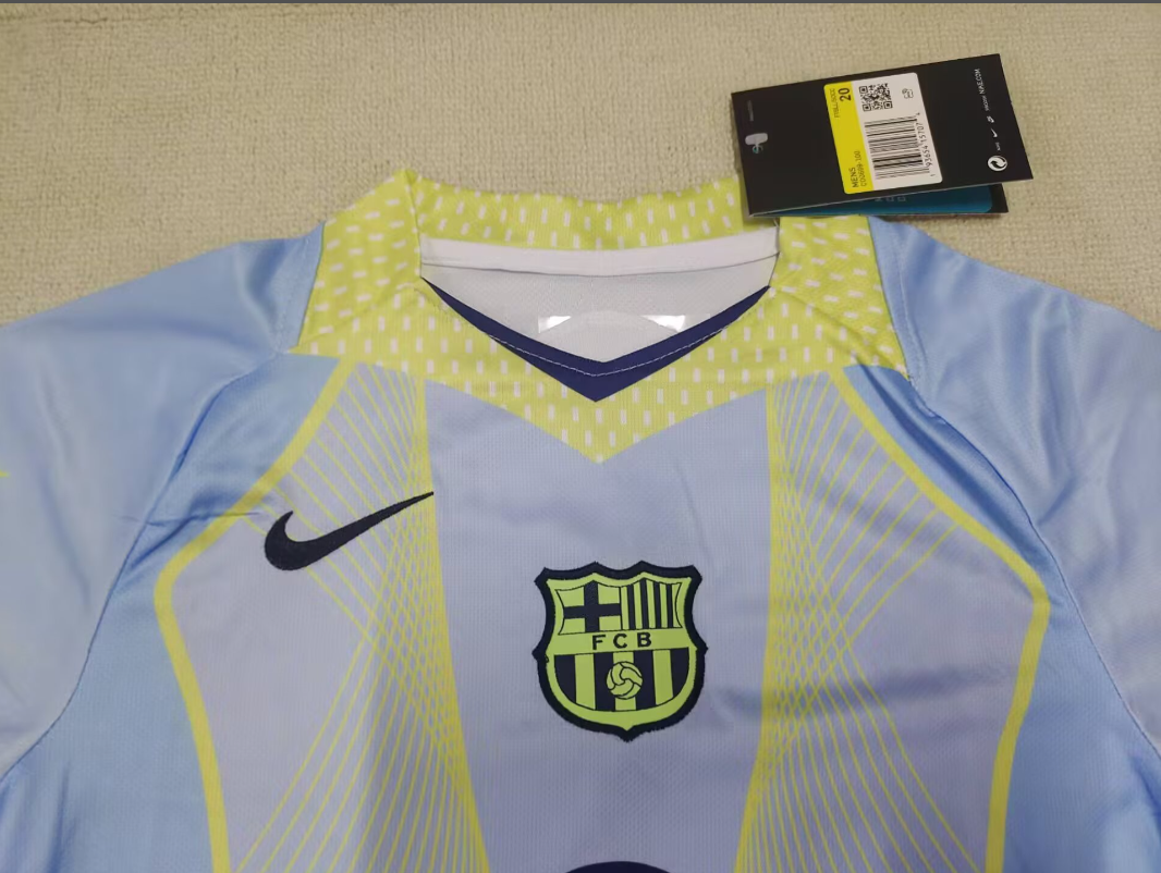 UNIFORME NIÑO BARCELONA EDI. ESPECIAL PURURA