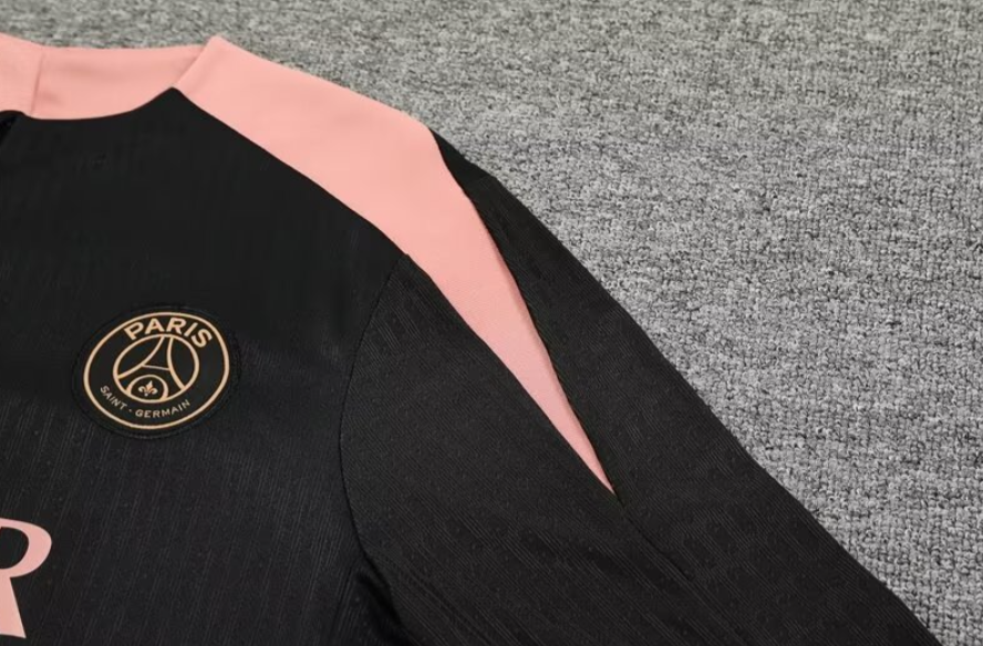 SUDADERA CON CHAQUETA PSG 24/25 NEGRA Y ROSADA