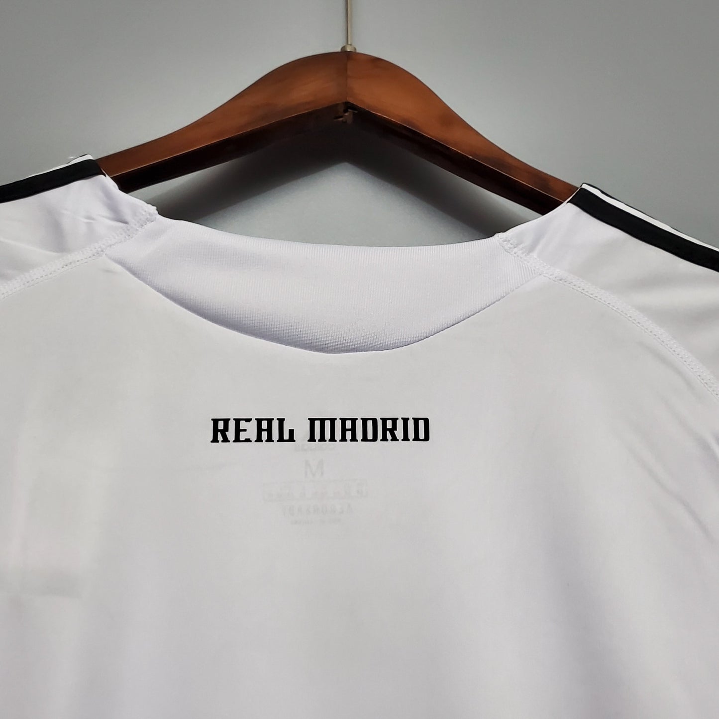 CAMISETA RETRO REAL MADRID 2012