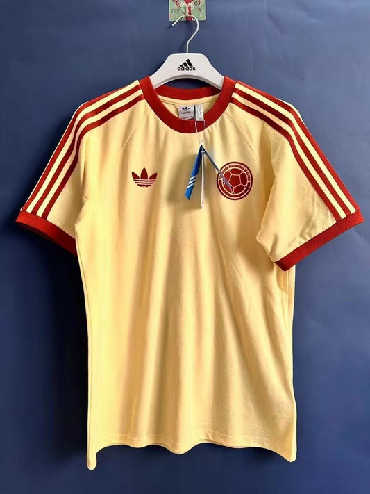 CAMISETA VINTAGE COLOMBIA 24
