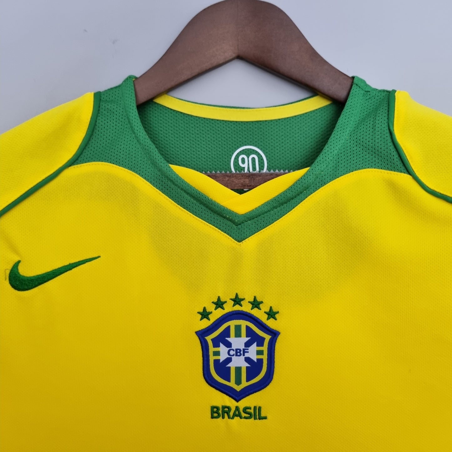 CAMISETA RETRO BRASIL 2004