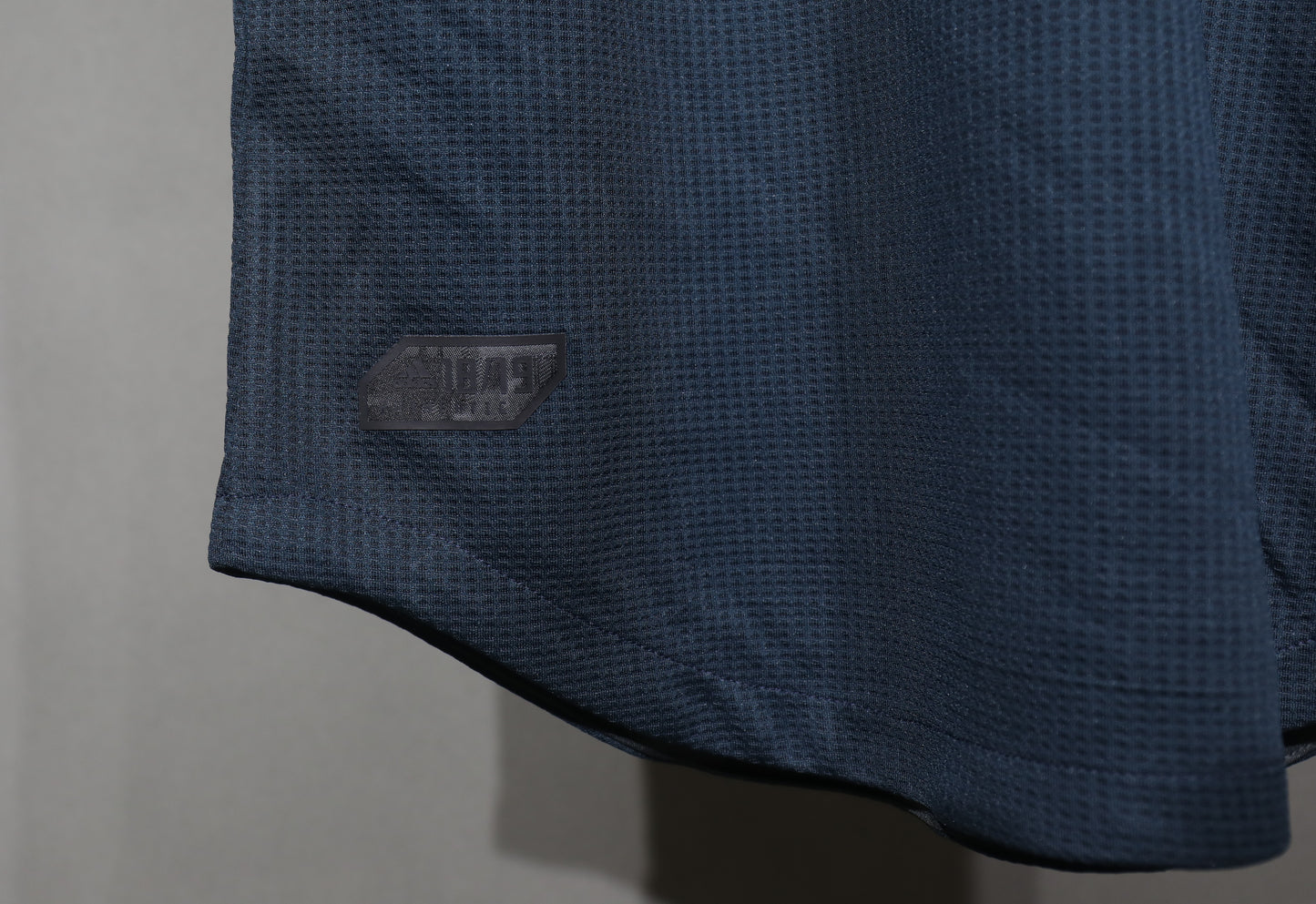 CAMISETA RETRO REAL MADRID 2018/19